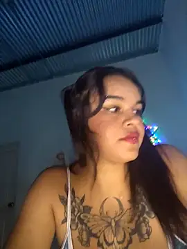 Snapshot of Bellota_22_Fuckme chatting on 11/21/25, 11:37 Bellota 22 Fuckme online show from 11/21/25, 11:37