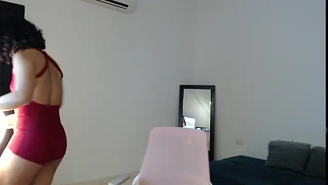 Snapshot of Putaku_San chatting on 03/07/25, 01:53 Putaku San online show from 03/07/25, 01:53