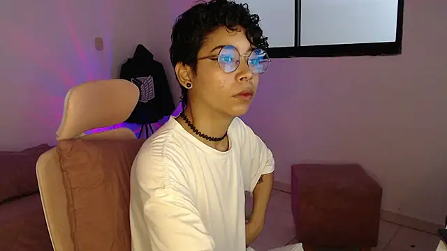 Putaku San online show from 06/01/26, 12:05