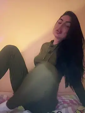 Snapshot of CabrioCabrio chatting on 03/04/26, 06:04 CabrioCabrio online show from 03/04/26, 06:04