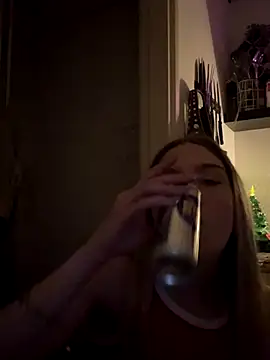 VeraSerephina online show from 12/13/25, 08:26