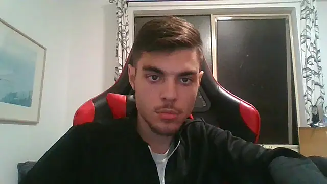 Omarnede online show from 09/29/25, 12:11