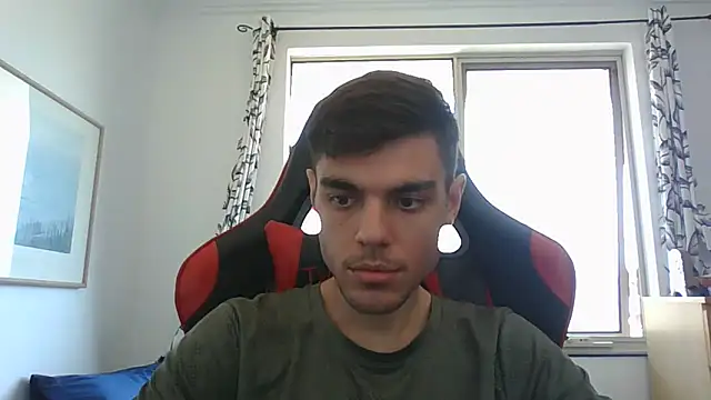 Omarnede online show from 11/08/25, 05:55