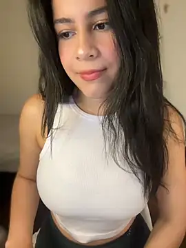 CuteKira7 online show from 04/15/26, 03:01