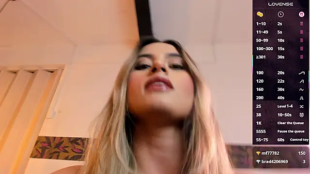 KiaraCarter online show from 11/20/25, 08:42