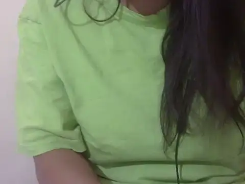 Snapshot of Lusty_Wife1 chatting on 10/14/25, 10:31 Lusty Wife1 online show from 10/14/25, 10:31