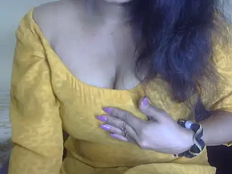 Snapshot of Lusty_Wife1 chatting on 09/19/25, 09:46 Lusty Wife1 online show from 09/19/25, 09:46