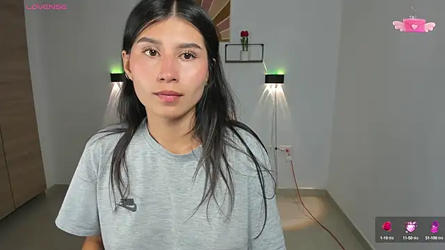 emily villamil online show from 10/06/25, 09:15