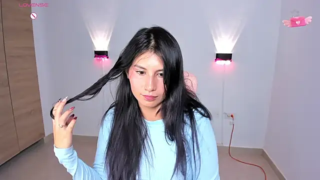 emily villamil online show from 02/26/25, 12:09