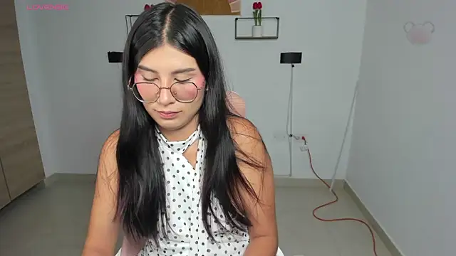 emily villamil online show from 03/09/26, 08:45