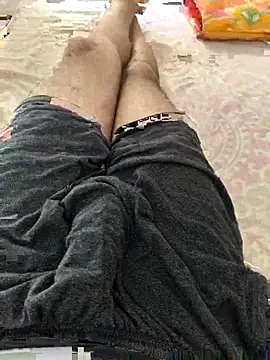 Horny boy321 online show from 09/29/25, 06:42