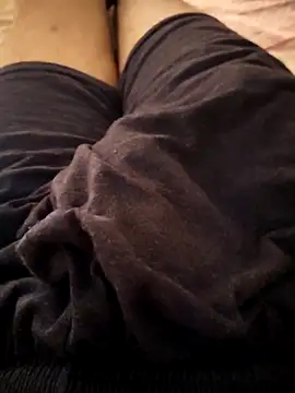 Horny boy321 online show from 10/03/25, 09:33