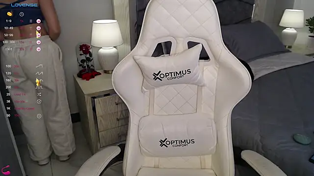 kathe03 online show from 04/21/26, 04:24