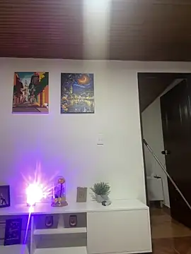 AgathaGeorgiou online show from 04/10/26, 11:45