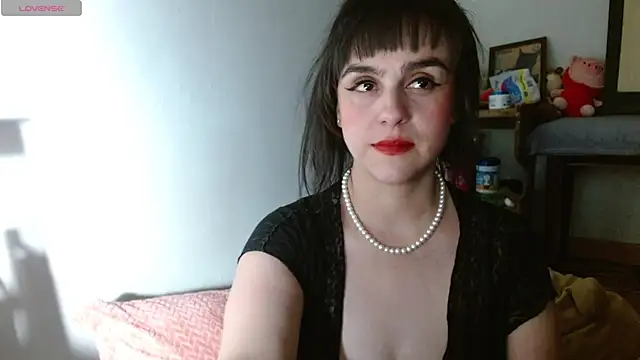 collette beaufoy  online show from 11/23/25, 07:07