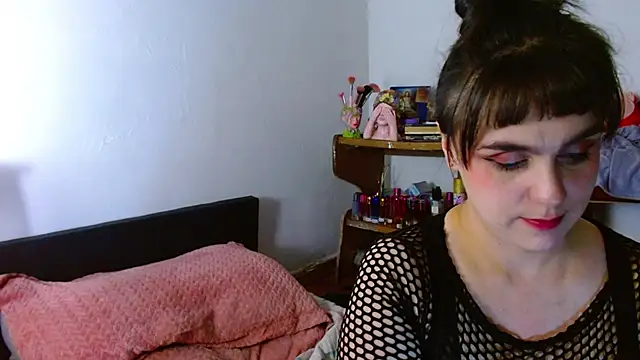 collette beaufoy  online show from 06/03/26, 02:45
