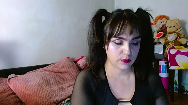collette beaufoy  online show from 04/26/26, 05:27
