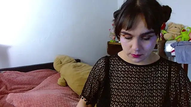Snapshot of collette_beaufoy_ chatting on 06/08/26, 05:41 collette beaufoy online show from 06/08/26, 05:41