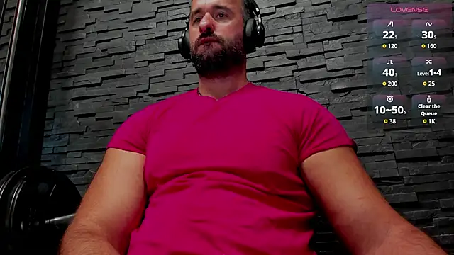 Snapshot of David_Big_Daddy chatting on 09/20/25, 03:39 David Big Daddy online show from 09/20/25, 03:39