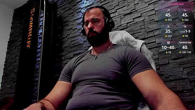 Snapshot of David_Big_Daddy chatting on 02/16/26, 09:34 David Big Daddy online show from 02/16/26, 09:34