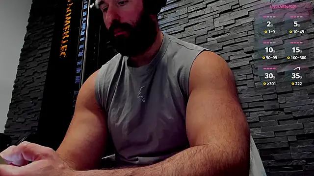 Snapshot of David_Big_Daddy chatting on 01/14/26, 07:28 David Big Daddy online show from 01/14/26, 07:28