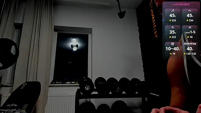 Snapshot of David_Big_Daddy chatting on 12/16/25, 09:52 David Big Daddy online show from 12/16/25, 09:52