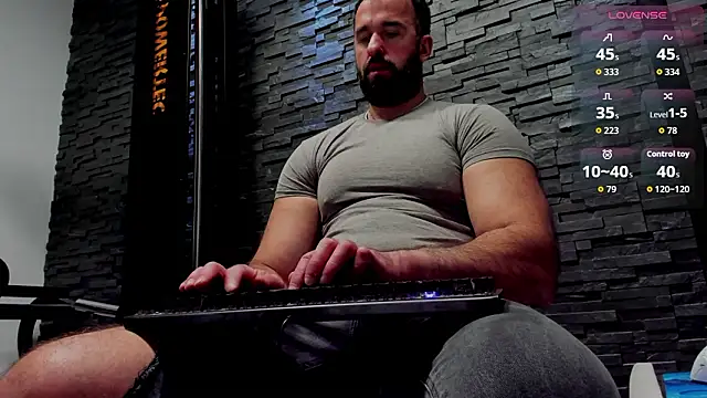 Snapshot of David_Big_Daddy chatting on 02/06/26, 07:10 David Big Daddy online show from 02/06/26, 07:10