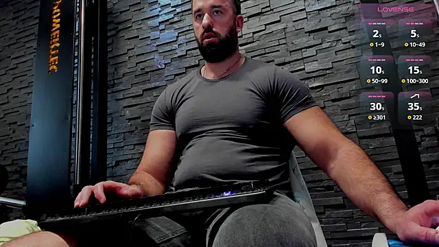 Snapshot of David_Big_Daddy chatting on 02/05/26, 07:59 David Big Daddy online show from 02/05/26, 07:59