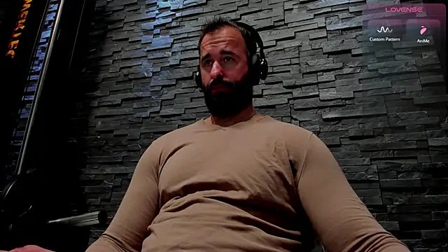 Snapshot of David_Big_Daddy chatting on 10/08/25, 10:32 David Big Daddy online show from 10/08/25, 10:32