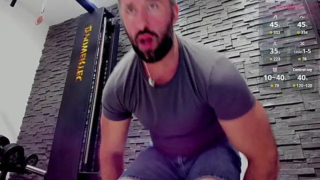 Snapshot of David_Big_Daddy chatting on 11/27/25, 08:09 David Big Daddy online show from 11/27/25, 08:09