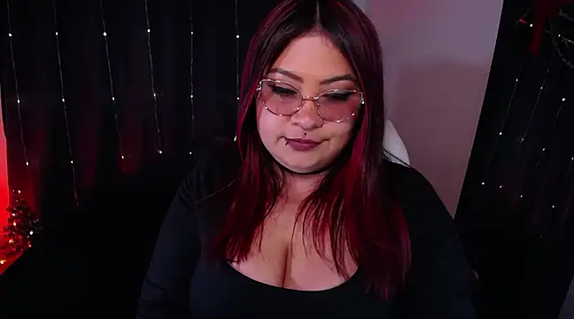 Snapshot of bad_scarlett1 chatting on 12/25/24, 06:31 bad scarlett1 online show from 12/25/24, 06:31
