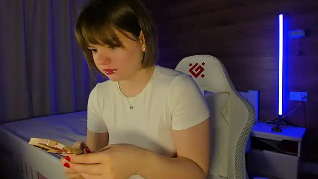 Elizabeth Hottie  online show from 04/17/26, 11:40