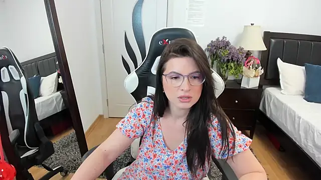AmyPure  online show from 05/06/26, 05:00