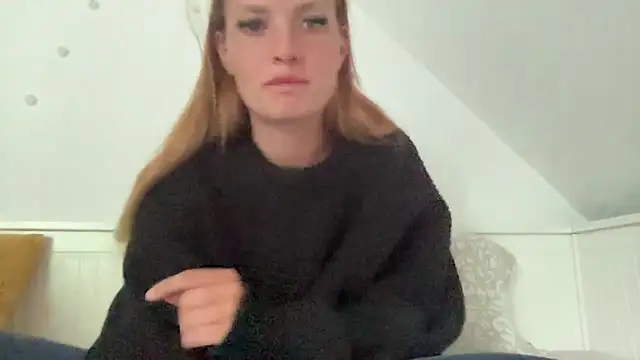 Snapshot of mariemelissah chatting on 06/12/26, 01:31 mariemelissah online show from 06/12/26, 01:31