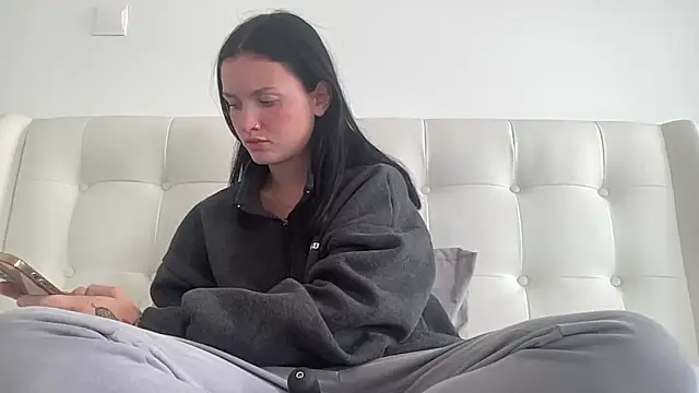 mariemelissah online show from 12/05/25, 12:15