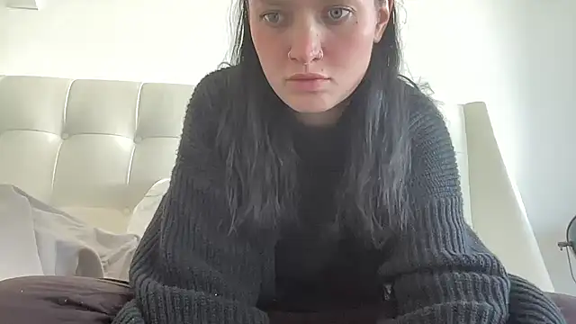 mariemelissah online show from 12/18/25, 10:08