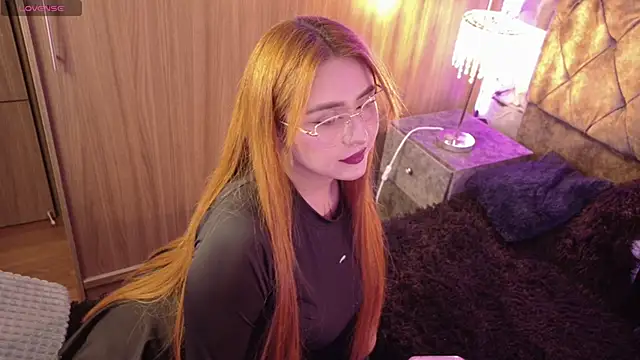 Snapshot of vanesaa_blake chatting on 04/23/26, 02:51 vanesaa blake online show from 04/23/26, 02:51