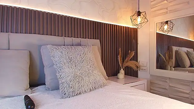 SHANONCLARK online show from 12/16/25, 07:07