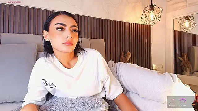 SHANONCLARK online show from 11/29/25, 06:08