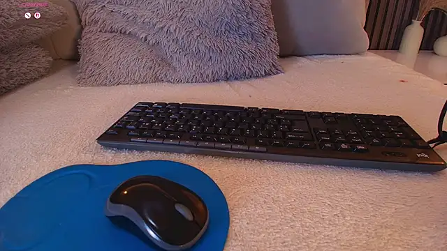 SHANONCLARK online show from 11/30/25, 11:11