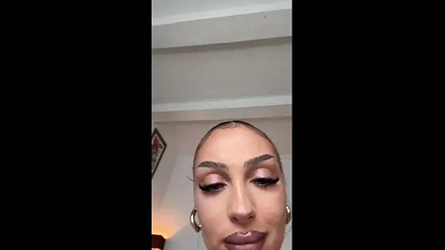 MileySin1111 online show from 10/16/25, 11:18