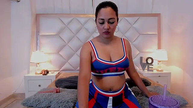 brittany069 online show from 11/26/25, 08:09