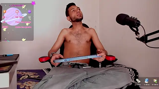 Aron Baylor online show from 12/19/25, 04:53