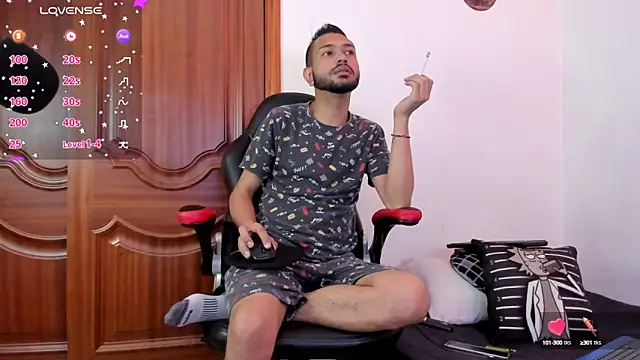 Aron Baylor online show from 10/11/25, 08:48