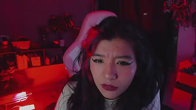 annie walker6 online show from 11/25/25, 03:18