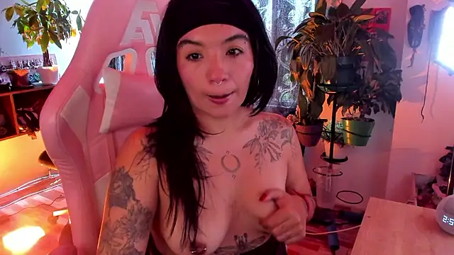 annie walker6 online show from 02/03/26, 07:52