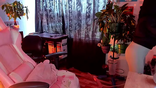 annie walker6 online show from 02/07/26, 09:23