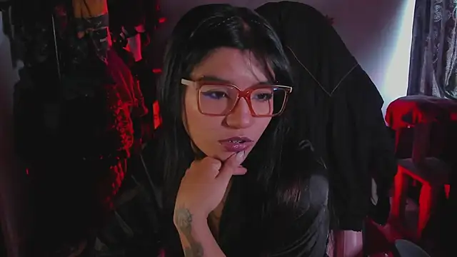 annie walker6 online show from 09/12/25, 06:18