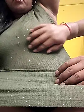 Snapshot of flamingoss chatting on 12/19/25, 07:05 flamingoss online show from 12/19/25, 07:05