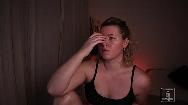 moonamii online show from 02/16/26, 07:45